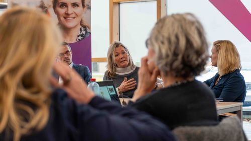 Bijeenkomst Sterk in je werk over je ontwikkeling in de zorg Bijeenkomst Sterk in je werk over je ontwikkeling in de zorg