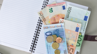 Inzicht in vaste lasten en besparen Inzicht in vaste lasten en besparen