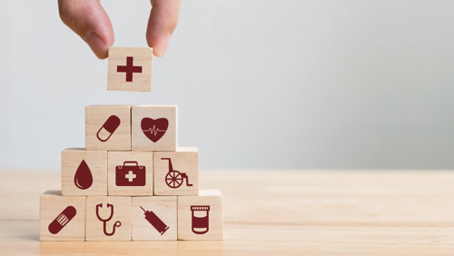 Stapel met houten blokjes Stapel met houten blokjes