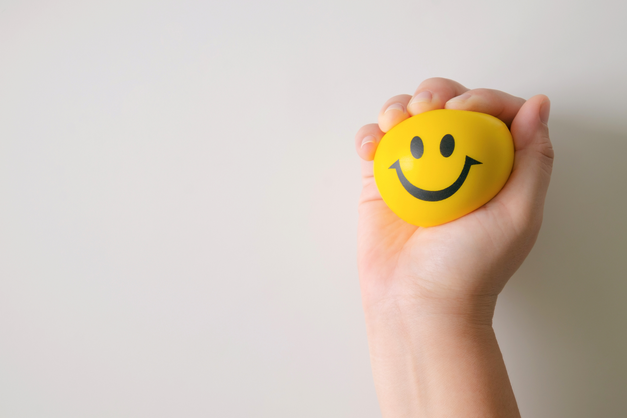 Anti-stressbal smiley om met stress en werkdruk om te gaan